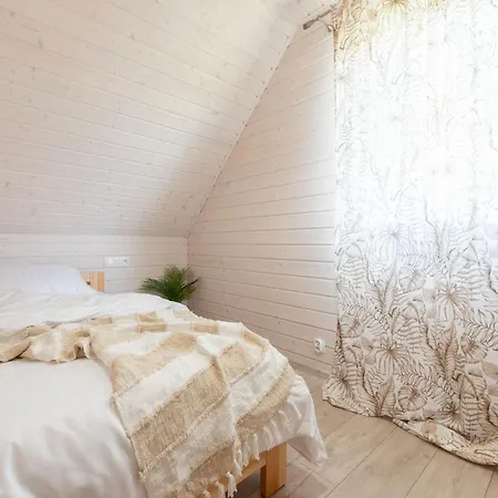 Natura Health Chalet *